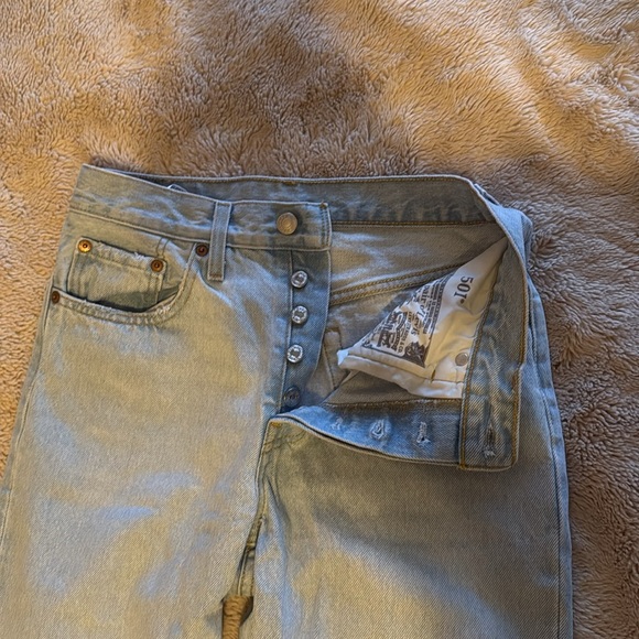 Levi’s 501 Jeans - Picture 5 of 8